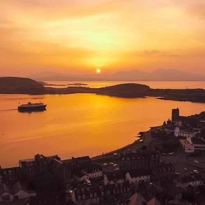Heart Of George Street / Oban / Argyll Appartement Buitenkant foto
